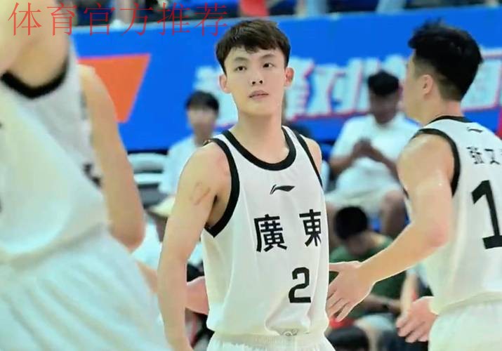 全运会男篮-徐杰6记三分赵睿13+4+5 广东轻取浙江摘金