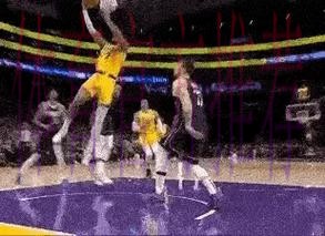 威少半场出战12分钟，投篮5中1得到3分5篮板5助攻